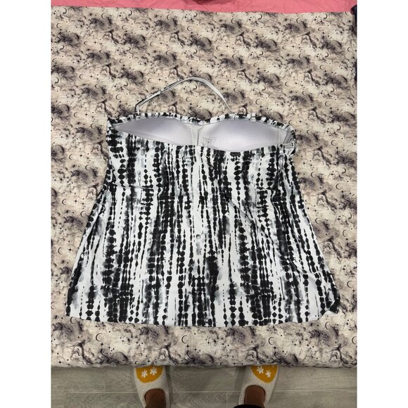 Temp me XXL bathing suit - Picture 2 of 3